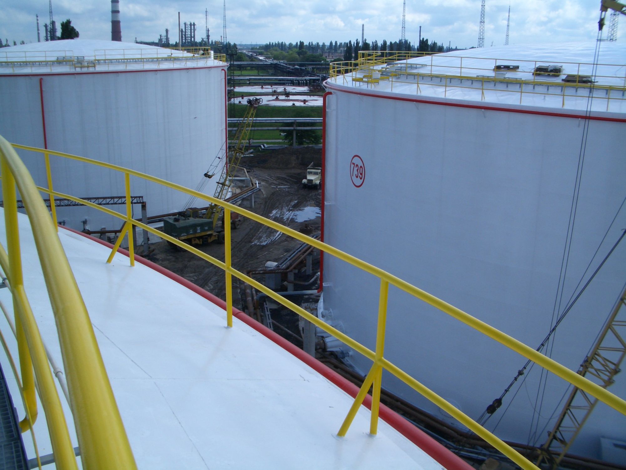 Нефтегазовые хранилища и перегрузочные терминалы для нефти и нефтепродуктов — изображение №3