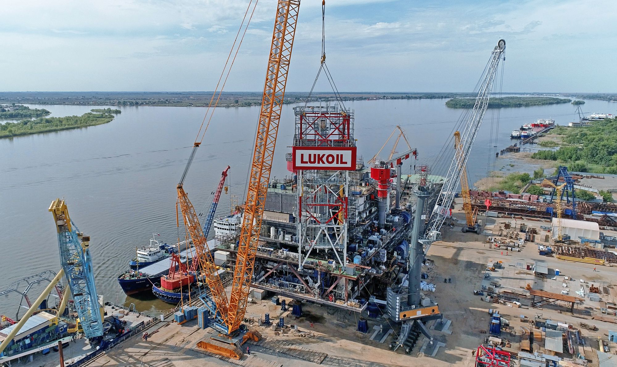 LSP Platform Topside Drilling Complex Installed — изображение №5